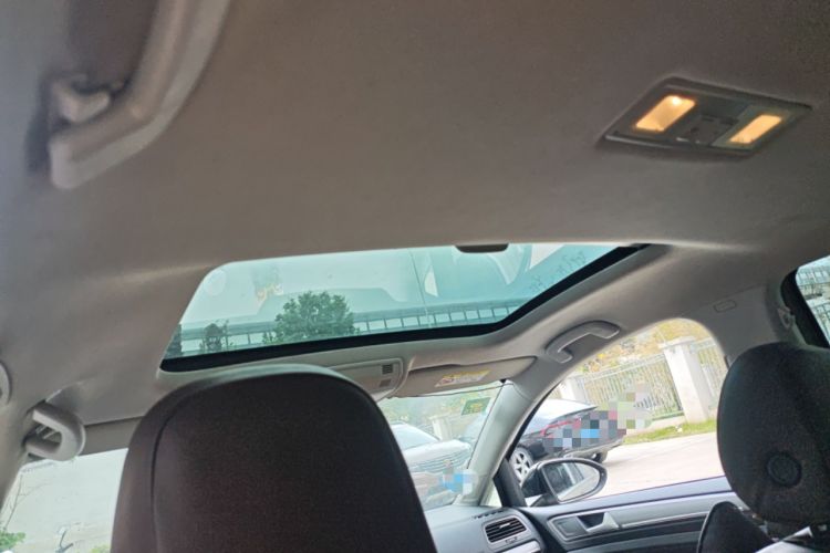 Used Volkswagen Golf 2017 230TSI Automatic Comfort Edition – Celebrating Milestone of One Million Units Headliner