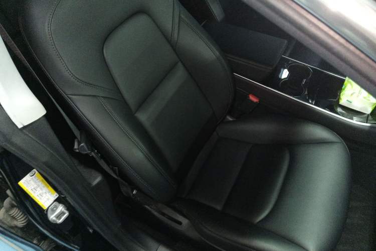 Used Tesla Model 3 2019 Long-Range All-Wheel-Drive Version