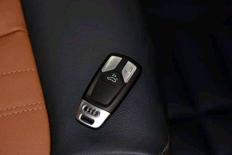 Used Audi Q5L 2020 Updated 40 TFSI Prestige Fashion Edition