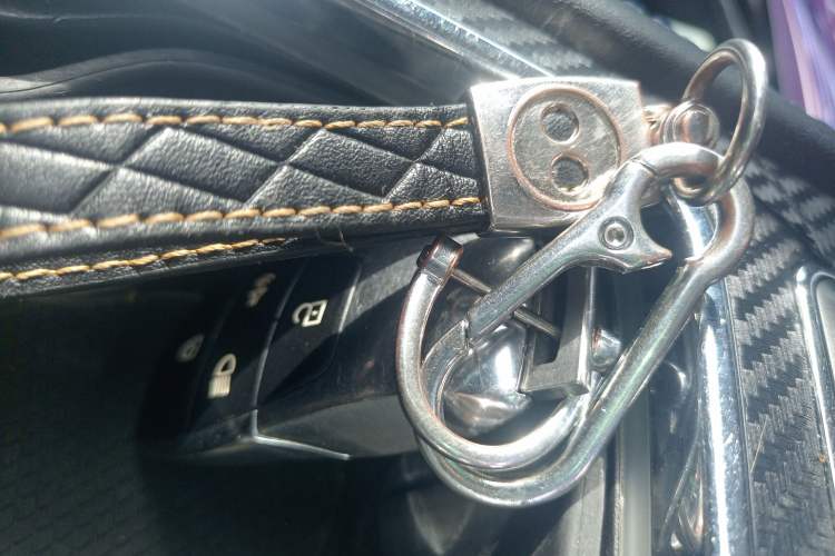 Used BAIC Off-Road BJ40 2020 2.0T Automatic Four-Wheel Drive Urban Hunter Edition Chivalrous Type Vehicle Key