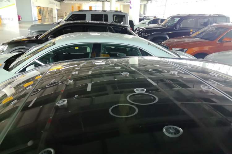 Used Mercedes-Benz E-Class 2016 E 200 L Sport Edition Roof