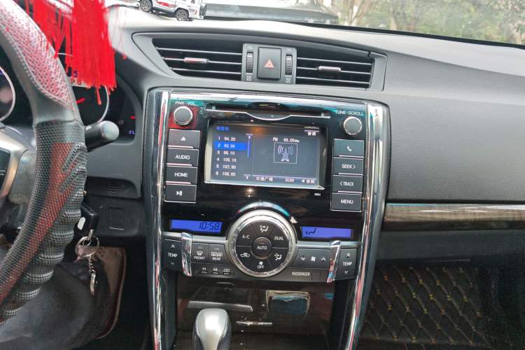 Used Toyota Reiz 2013 2.5V Shangrui Edition Audio And AC Panel