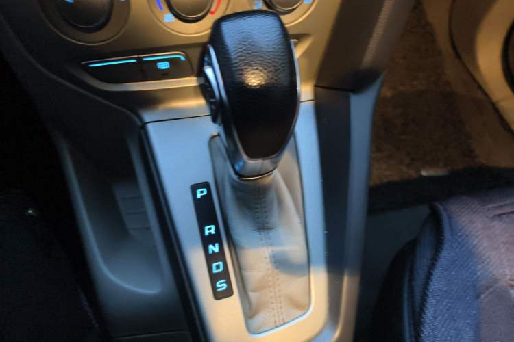 Used Ford Focus 2012 Sedan 1.6L Automatic Comfort Model
