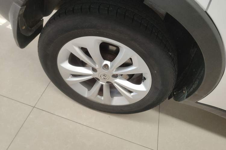 Used MG GS 2016 1.5TGI TST Elite Edition Right Rear Wheel Hub