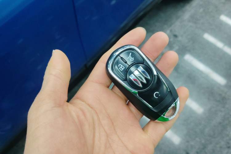 Used Buick Envista 2022 1.5T GS Fuel-Efficient Version Vehicle Key