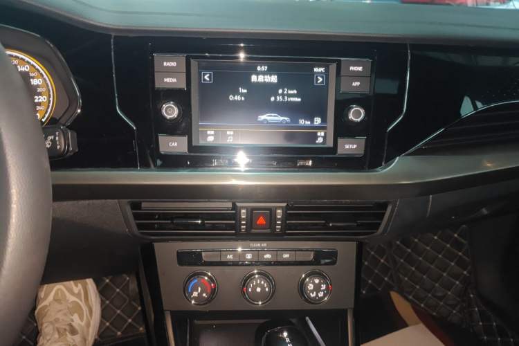 Used Volkswagen Passat 2019 280TSI Business Edition China VI Audio And AC Panel