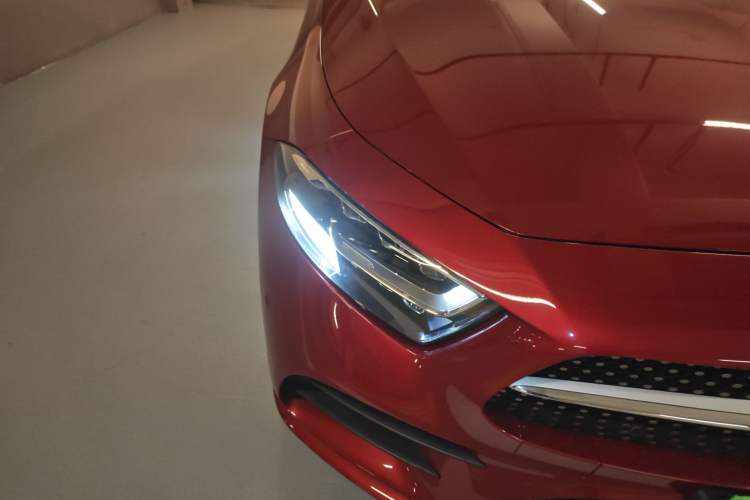 Used Mercedes-Benz CLS 2018 CLS 300 Luxury Model Right Front Headlight