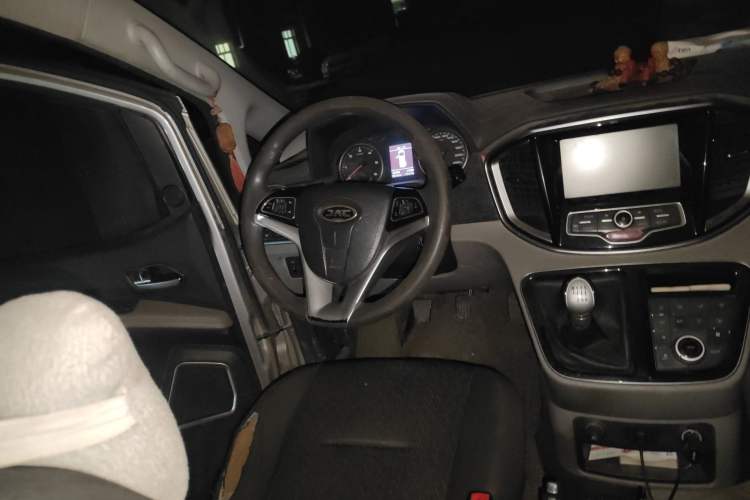 Used JAC Refine M4 2017 1.9T Diesel Manual Luxury Model