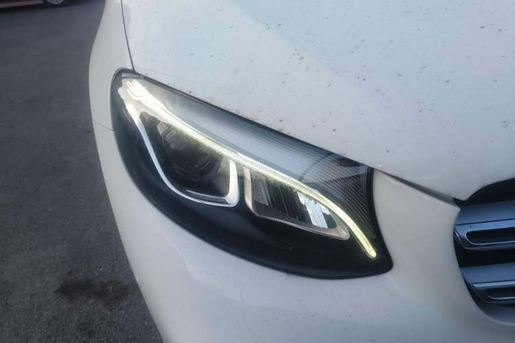 Used Mercedes-Benz GLC 2019 Facelift GLC 260 L 4MATIC Luxury Model Right Front Headlight