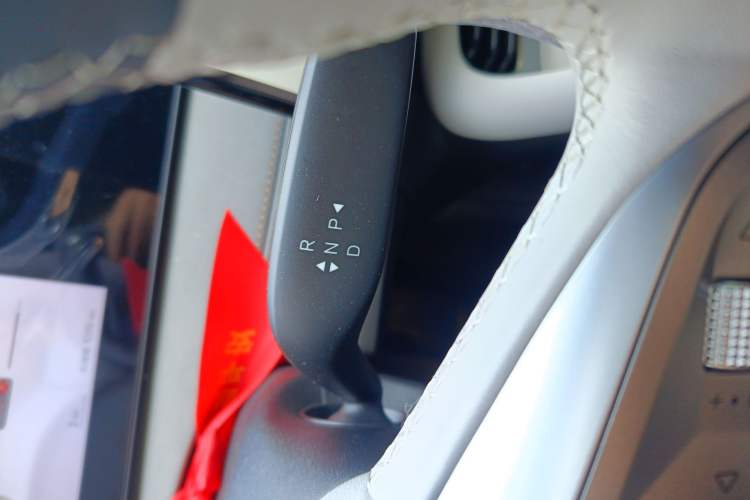 Used BYD Sealion 06 New Energy 2025 Model DM-i 170 Navigation Pro Edition Gear Lever