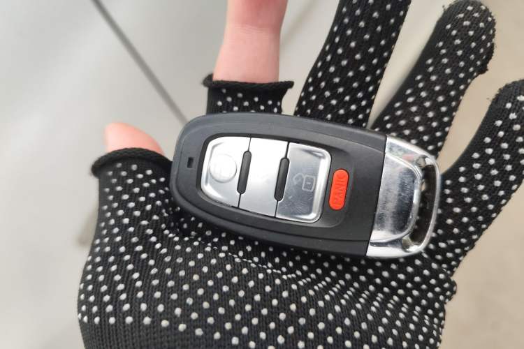 Used Mitsubishi ASX 2013 2.0L CVT Two-Wheel Drive Tech Edition Vehicle Key