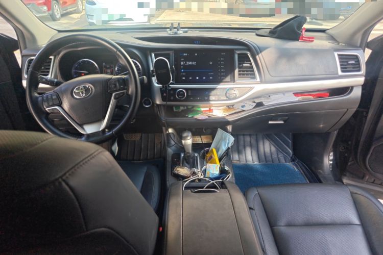 Used Toyota Highlander 2018 2.0T Four-Wheel Drive Luxury Version 7 Seats China VI Standard
