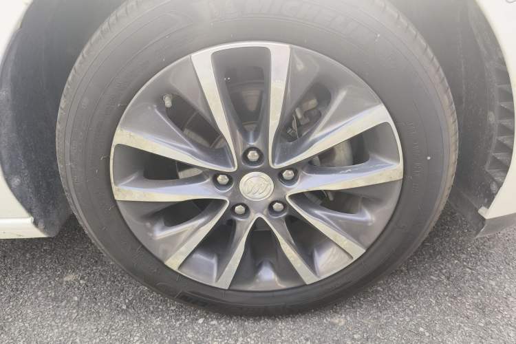 Used Buick GL6 2019 18T 6-Seater Connected Luxury Version China V Standard