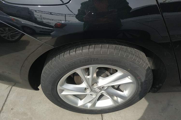 Used Buick Regal 2024 25T Deluxe Edition
