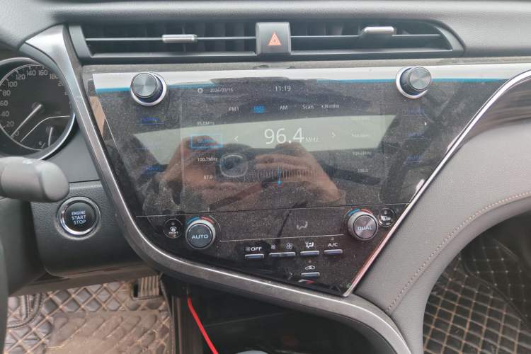 Used Toyota Camry 2019 Revised Version 2.0G Luxury Edition