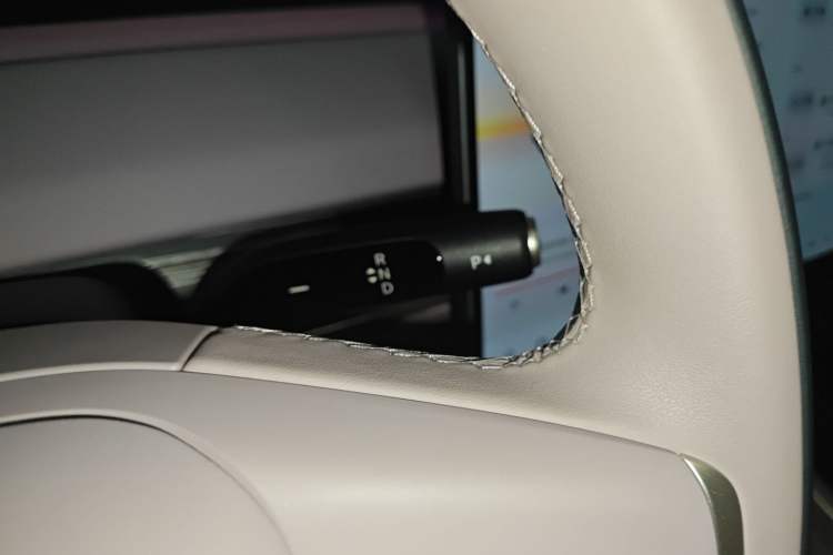 Used ONVO L60 2024 60 kWh Rear-Drive Version
