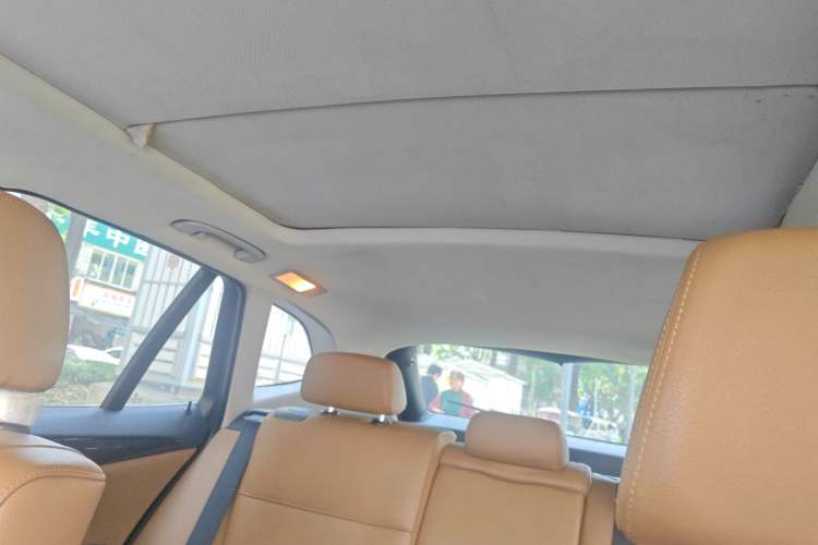 Used BMW X1 2010 xDrive25i
