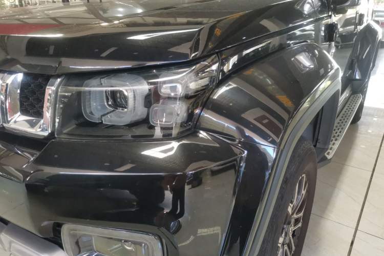 Used BAIC Off-Road BJ40 2019 2.3T Automatic Four-Wheel Drive Urban Hunter Edition Premium Model China VI Emission Standard