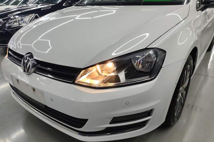 Used Volkswagen Golf 2017 230TSI Automatic Luxury Million-Vehicle Commemorative Edition