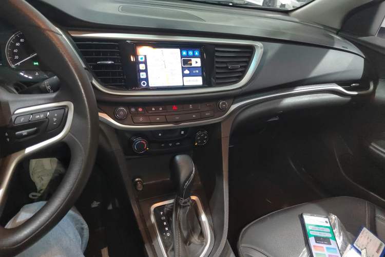 Used Buick GT 2021 Revised Version 1.3T Automatic Mild Hybrid Elite Edition Audio And AC Panel