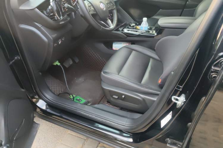 Used Buick Envision 2022 Encore Plus 652T Five-Seat Luxury Model
