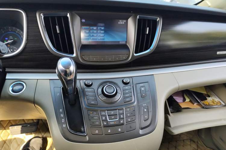 Used Buick GL8 2013 3.0L XT Luxury Business Flagship Edition