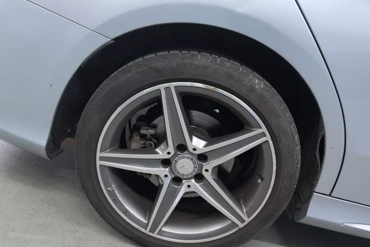 Used Mercedes-Benz C-Class 2015 C 200 station wagon