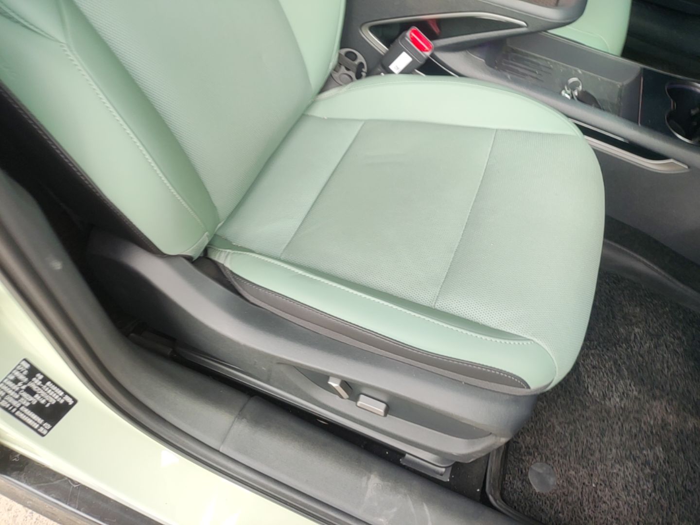 Hongqi EH7 2025 690 Smart Selection Edition — снимка 19
