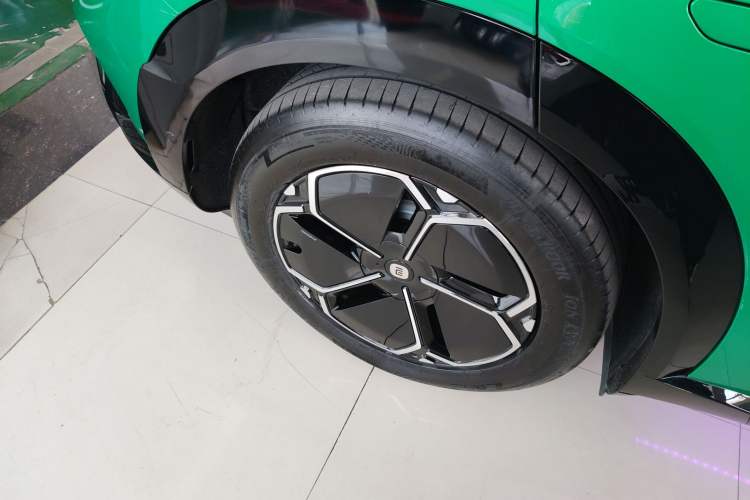 Used Xiaomi Auto YU7 2025 Ultra-Long Range Rear-Wheel Drive Version
