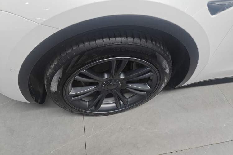 Used Tesla Model Y 2022 Rear-Wheel-Drive Version