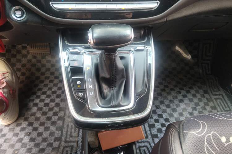 Used GAC Trumpchi M6 2019 270T DCT Luxury Edition (7-seater) China VI Gear Lever