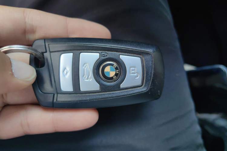 Used BMW 5 Series 2013 525Li Luxury Model Vehicle Key