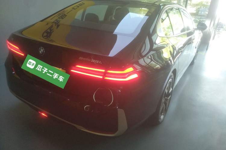 Used BMW i5 2024 eDrive 35L Prestige Luxury Package
