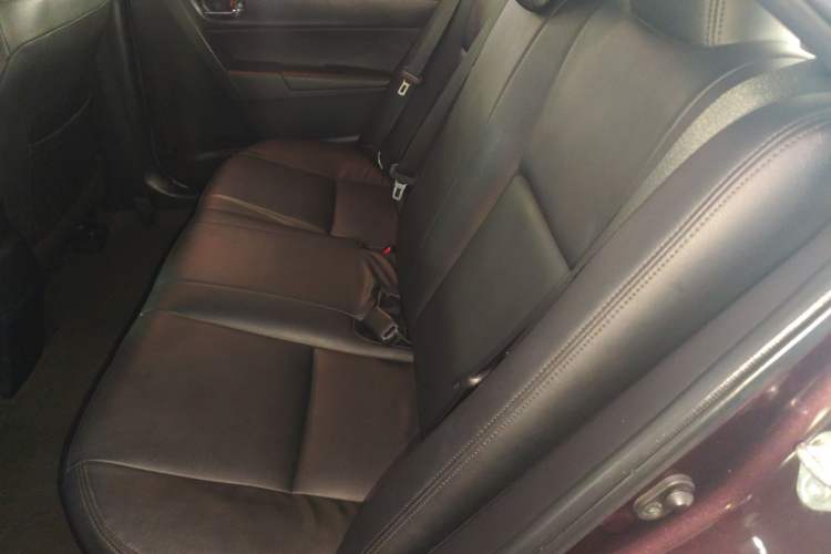 Used Toyota Levin 2017 Revised Dual-Engine 1.8H GS E-CVT Elite Sunroof Version China V Standard