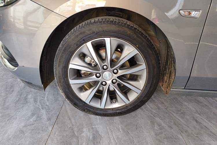 Used Buick GL6 2019 18T 6-Seater Connected Luxury Version China VI Standard