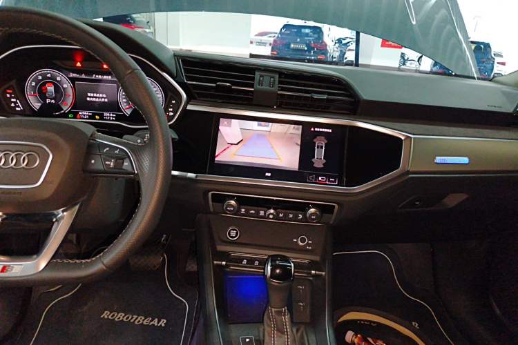 Used Audi Q3 Sportback 2022 40 TFSI Fashion Model Audio And AC Panel