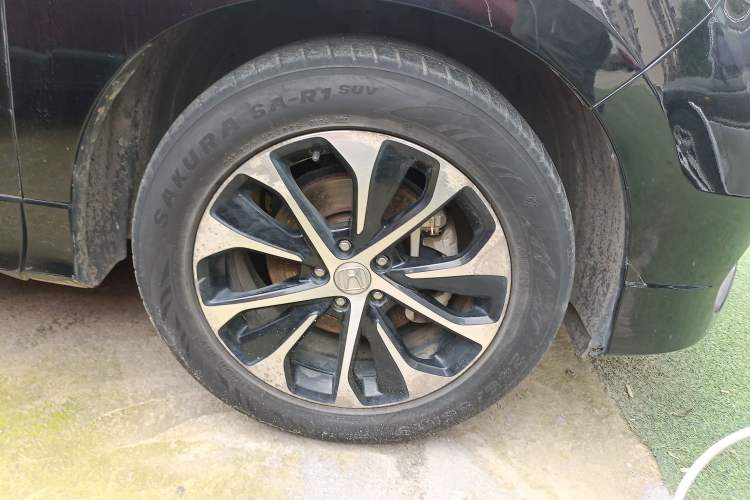 Used Honda Avancier 2017 240TURBO Two-Wheel Drive Premium Edition Right Front Wheel Hub