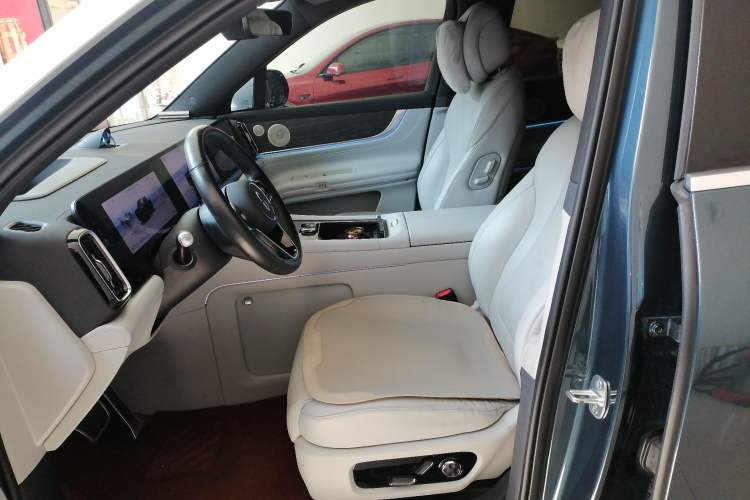 Used Hima AITO M9 2024 Range-Extended Ultra Version 42 kWh 6-Seater Model
