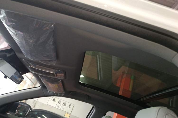 Used CHANGAN CS75 PLUS 2024 3rd Generation Champion Edition 1.5T Intelligent Drive Dynamic Model