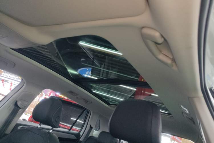 Used Volkswagen Tayron 2021 330TSI Two-Wheel Drive Luxury Smart Connectivity Version
