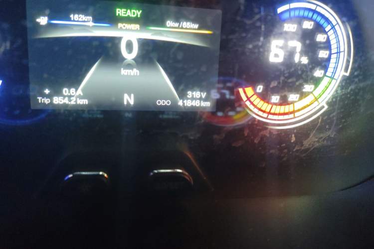 Used Chana Ruixing EM80 2023 Liftgate Design 7-Seater Comfort Version 38.7 kWh
