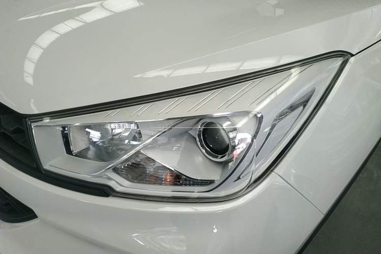 Used Wuling Hongguang S3 2018 1.5L Manual Standard Version China V Standard
