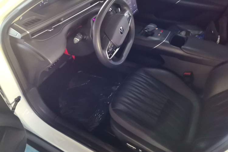 Used CHANGAN Eado DD 2023 Blue Whale NE 1.5T GDI DCT Navigation Model Left Front Seat