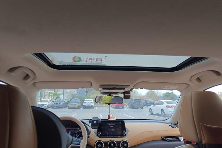 Used Nissan Sylphy 2020 1.6L TOP CVT Luxury Edition Headliner