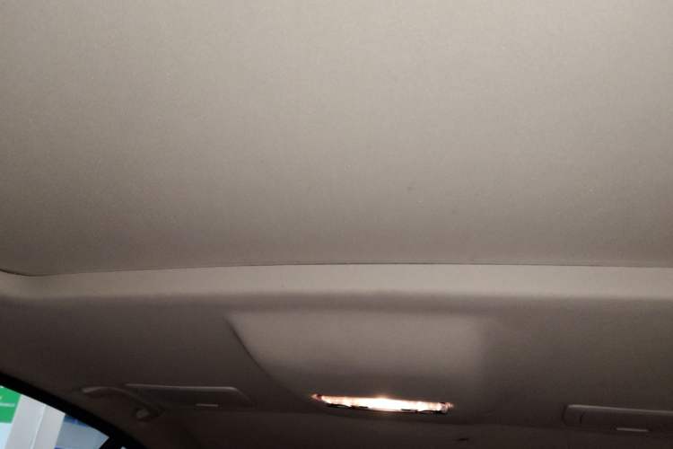 Used BMW 5 Series 2014 525Li Leading Model
