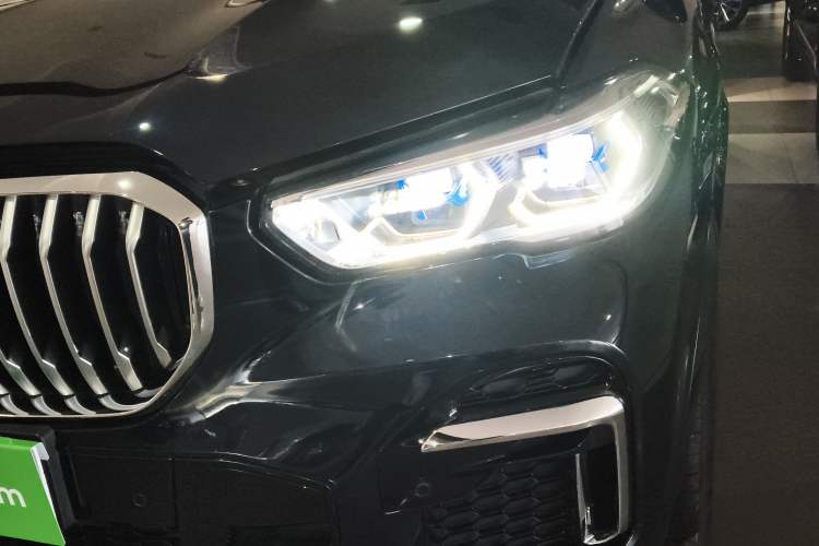 Used BMW X5 2022 Restyled xDrive 30Li Luxury Version M Sport Package