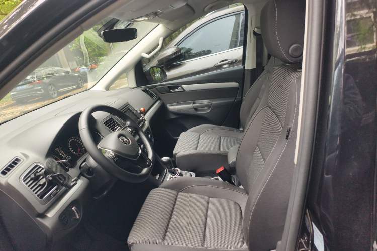 Used Volkswagen Sharan 2016 380TSI Comfort Edition 7-Seater Left Front Seat