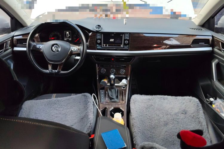 Used Volkswagen Lavida 2018 280TSI DSG Comfort Edition China V Standard Center Console