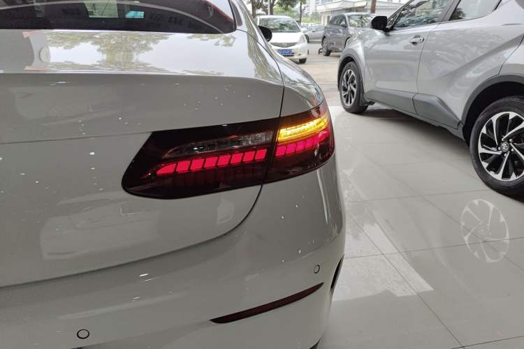 Used Mercedes-Benz E-Class 2021 E 260 Coupe