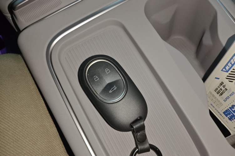 Used Nio EC6 2024 75 kWh
